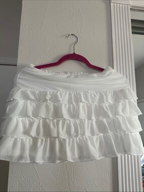 SHEIN White Tiered Ruffle Mini Skirt